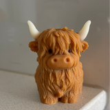 Highland Cow Candle